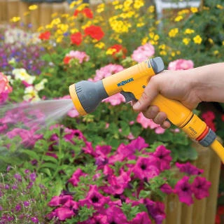 B&M Hozelock Watering Spray Gun Starter Set - Image 2