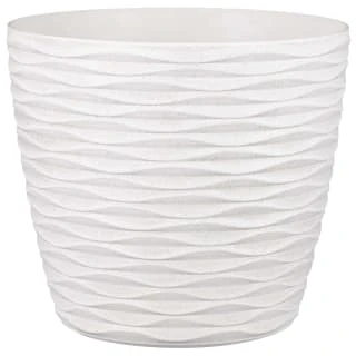 B&M Wave Effect Plastic Plant Pot - White